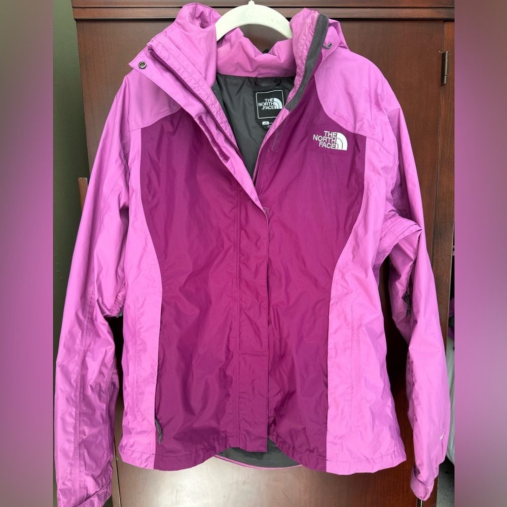 Women’s North Face Jacket